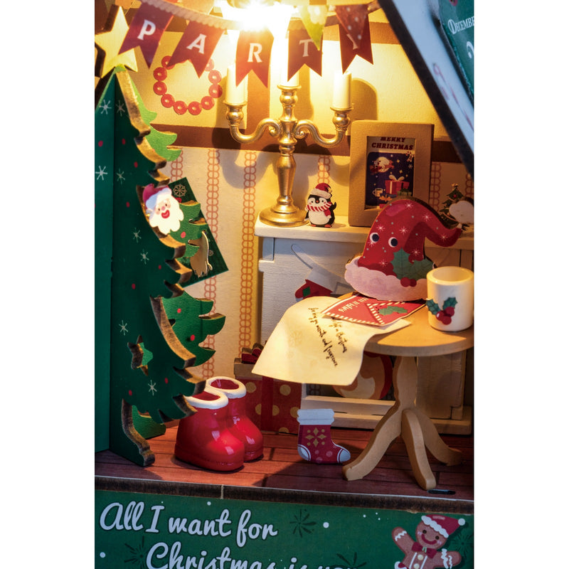 Robotime Twinkling Christmas House DS036