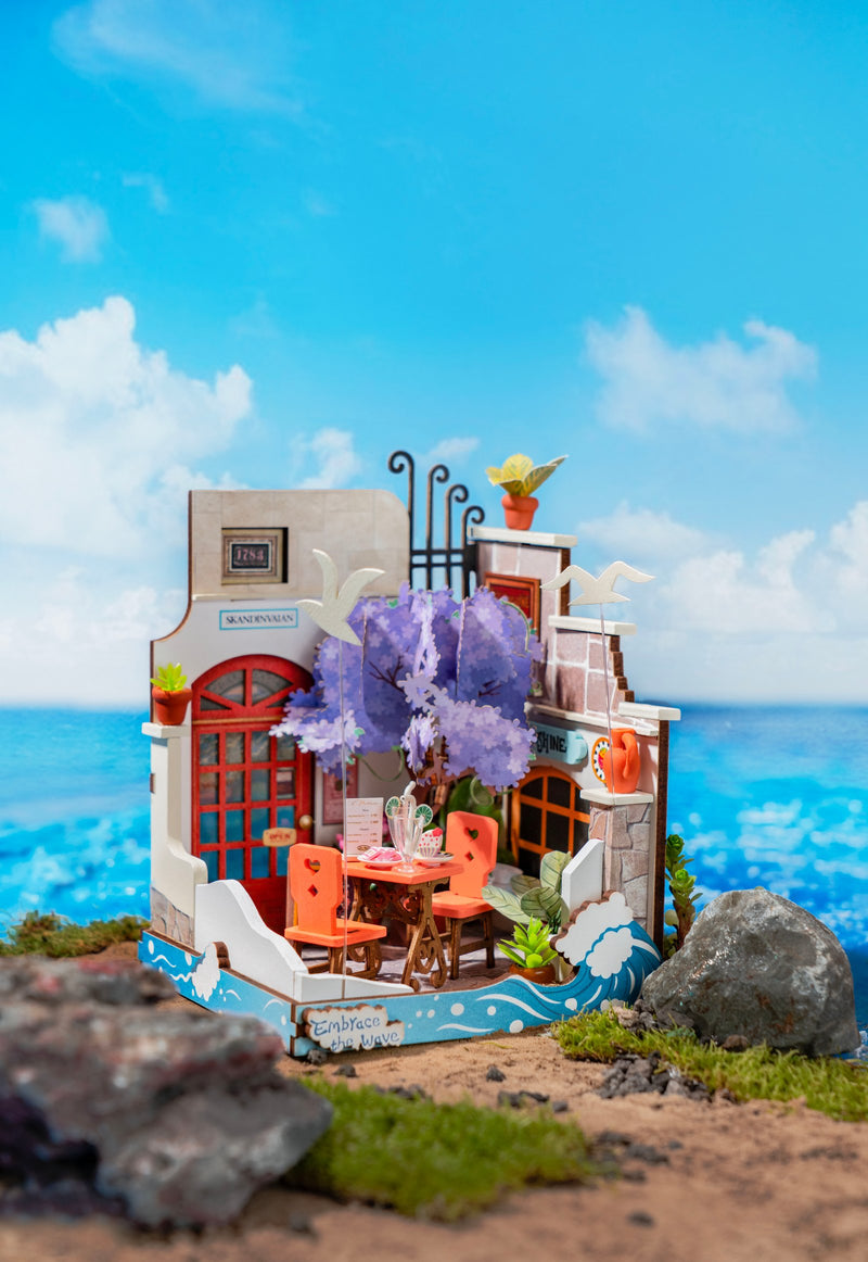 Robotime Sea Holiday Restaurant DS039