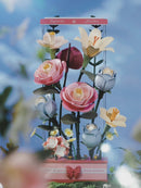 Close ups van de bewegende bloemen van de Robotime Blooming Bouquet Box