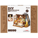 Voorkant verpakking van de Robotime Baking Kitchen