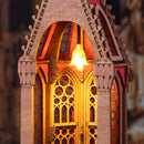 Het lampje in de Robotime Geometric Cathedral