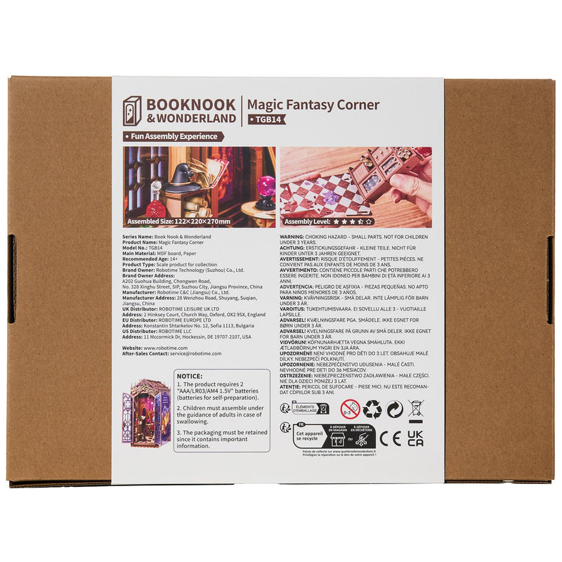 Achterkant verpakking van de Robotime Magic Fantasy Corner, book nook bouwpakket van een kleine woonkamer in fantasy-stijl 