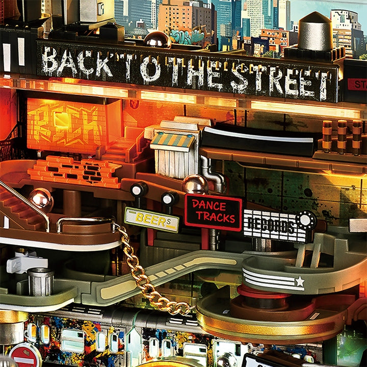 Close-up van het bovenste gedeelte van de Robotime Marble Run Hip-Hop Street