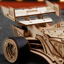 Close-up van de spoiler van de Robotime Racing Car