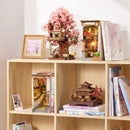 Sfeervolle presentatie van de Robotime Sakura Pavilion, Sakura Treehouse, Sakura Wine Alley en Sakura Densya