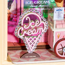 Het winkelbord voor het ijswinkeltje van de Robotime Sweet Scoopery Ice Cream