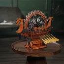 Sfeervolle presentatie van de Robotime Viking Dragon Ship, houten bouwpakket van een vikingschip met bewegende roeispanen en lichtgevend rad op het dek